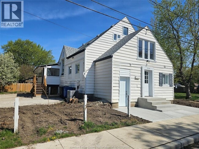 Photo - 3216 Manchester Rd