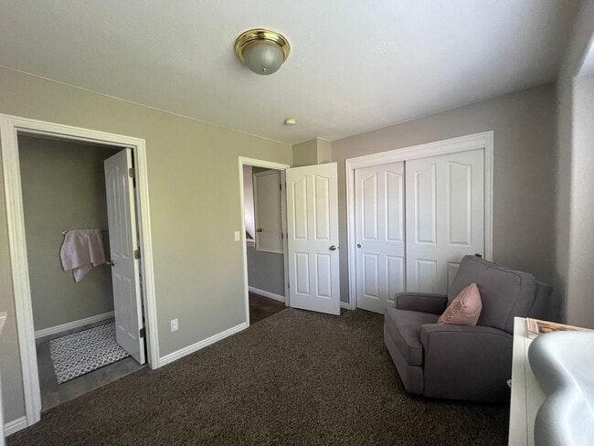 Photo - 2 Bedroom 2.5 Bath