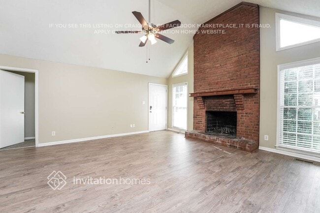 Photo - 1501 Sundale Dr