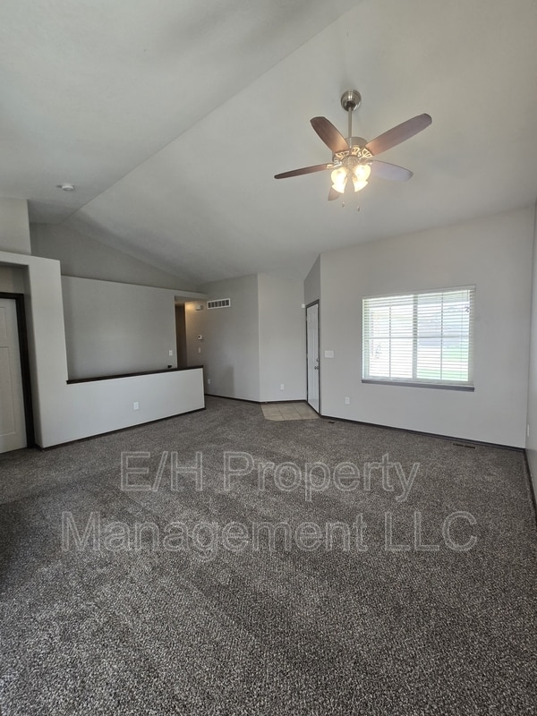 Photo - 5903 Millsboro St