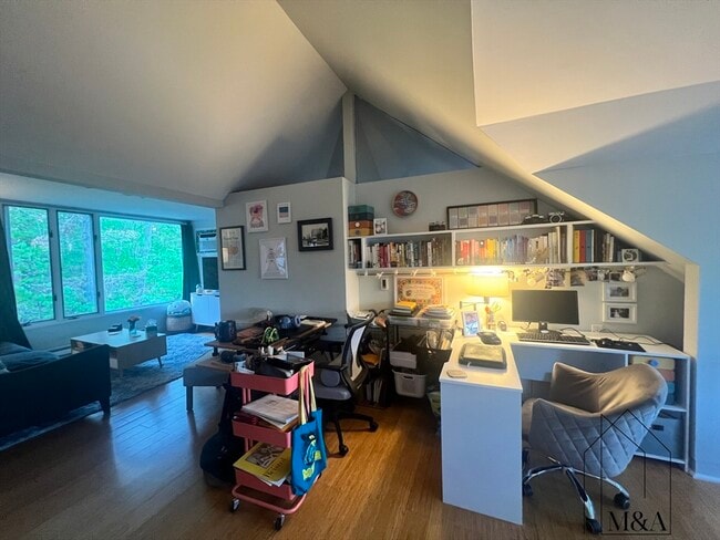 Photo - 56 Oliver St Unit 2