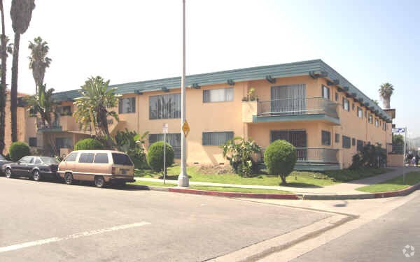 4005 Ursula Avenue