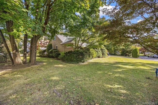 Photo - 2 Dale Carnegie Ct