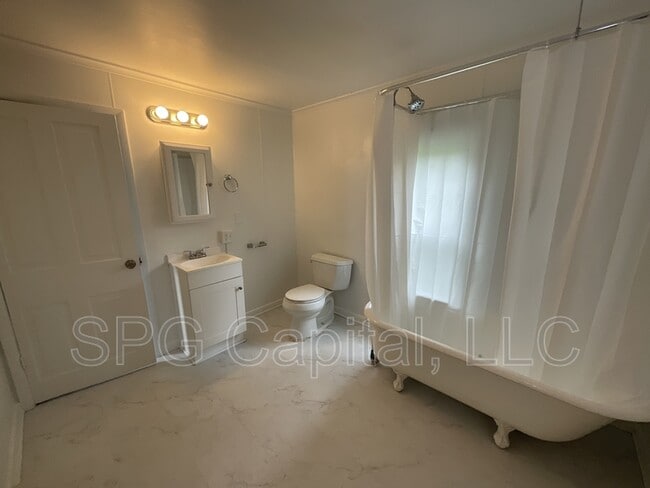 Photo - 229 Lincoln St