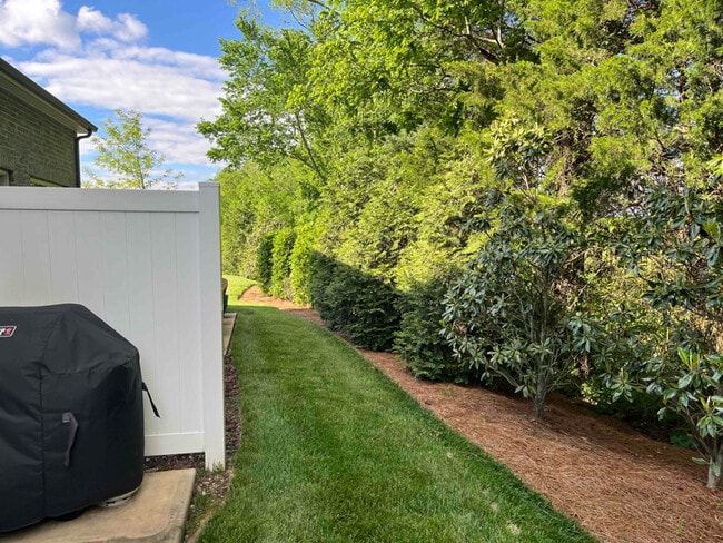 Photo - 3007 Defilade Dr