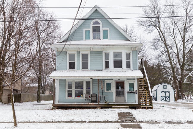 Photo - 33 W Main St Unit B