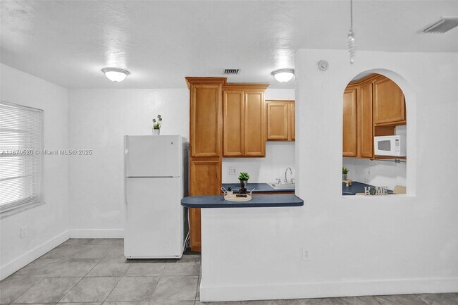 Photo - 1860 Venice Park Dr Unit 213