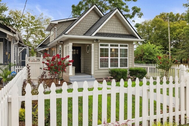 Photo - Charming Renovated 1900s Home with Modern ...