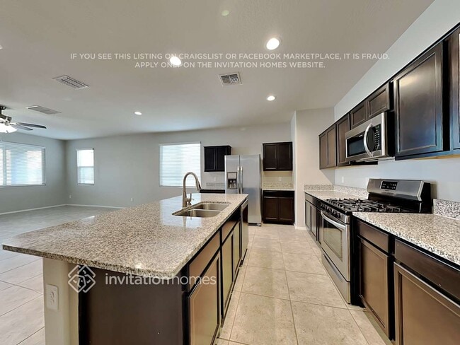 Photo - 31040 W Whitton Ave