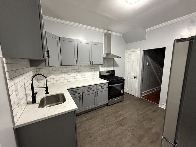 Photo - 1006 Spruce St