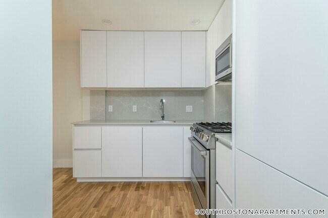 Photo - 1410 Columbia Rd Unit 7F