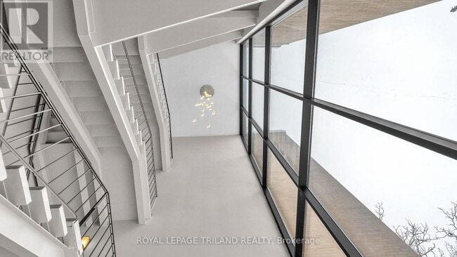 Photo - 104 Devonshire Ave Unit 204