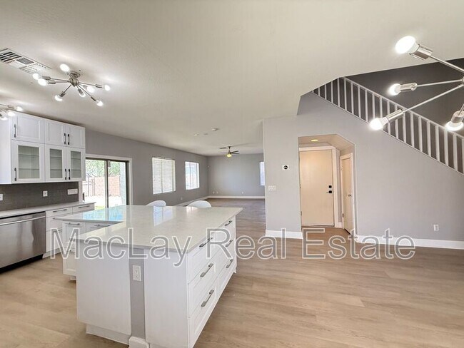 Photo - 45295 Gavilan Dr