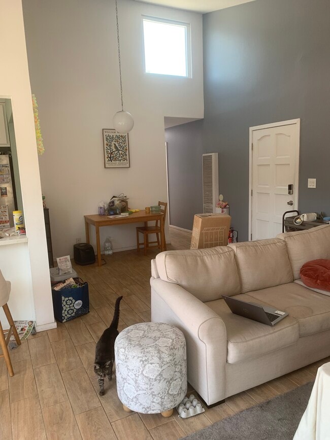 Photo - 1001 W Stevens Ave Unidad 406-1B