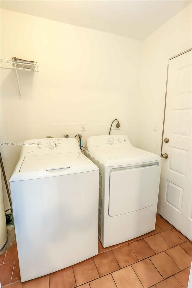 Photo - 6747 NW 5th Ct Unit 2