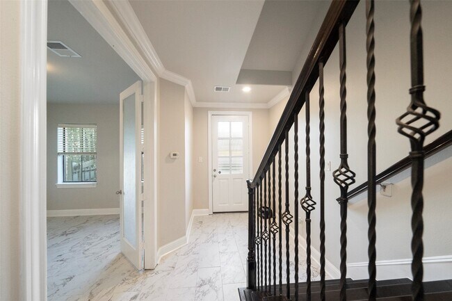 Photo - 9604 Knight Rd
