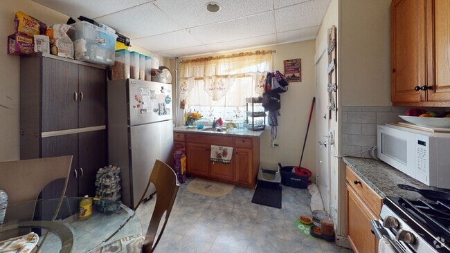 Building Photo - 46 Plymouth St Unit 46 Rental