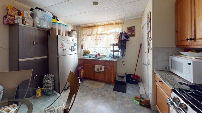 Building Photo - 46 Plymouth St Unit 46 Rental