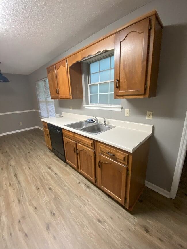 Photo - 8625 Leatherwood Trl