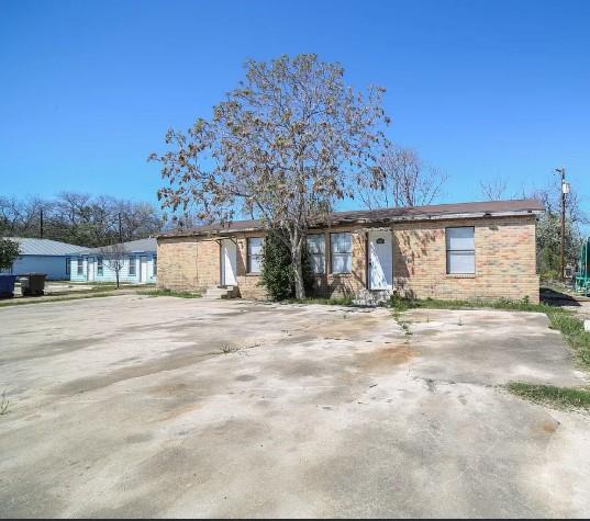 Building Photo - 425 San Blas