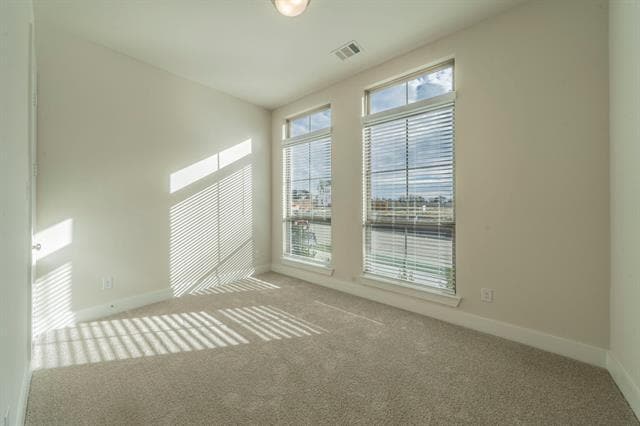 Photo - 526 Callum Pkwy