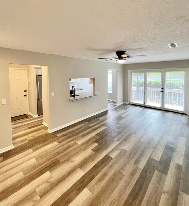 Photo - 606 Queensway Ct Rental