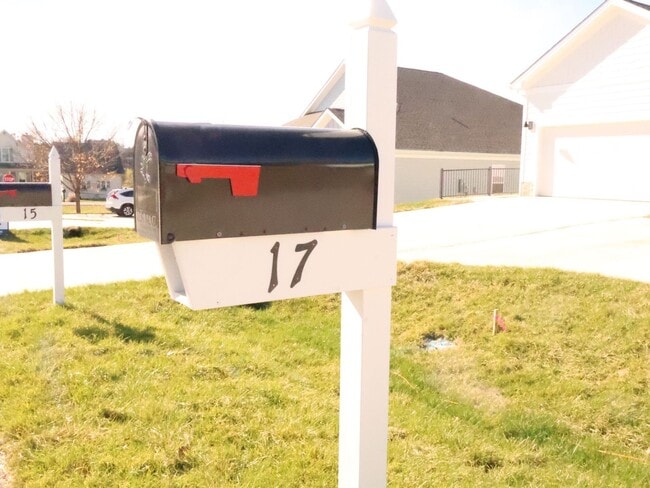 Photo - 15-17 Florence Sarah Ln