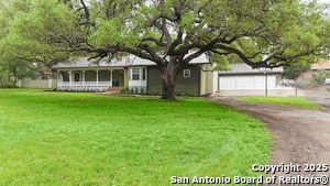 Building Photo - 9319 Oak Ledge Dr Rental