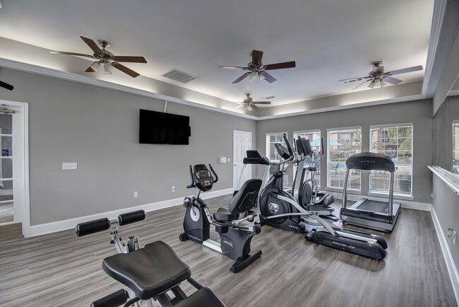 Photo - Indian Creek Apartments