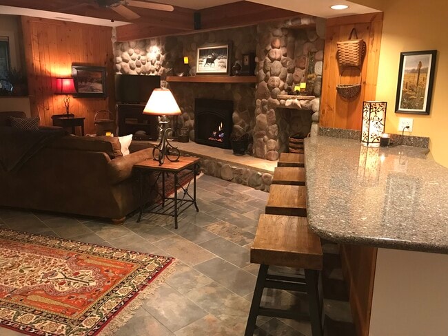 Photo - 6100 Centerville Rd Unit Artisan Retreat