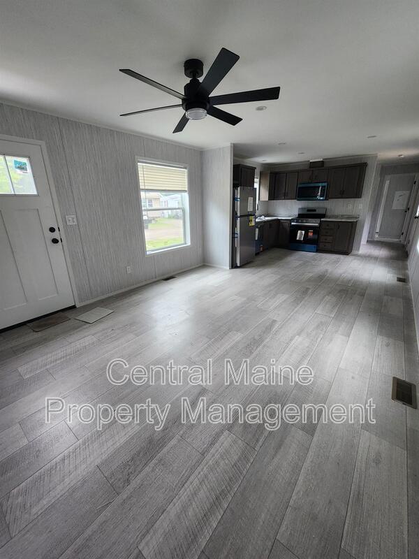 Photo - 2 Austin Dr