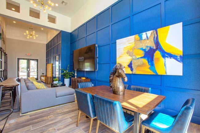 Photo - Ironhorse at Tramonto