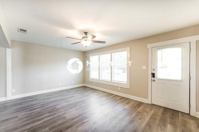 Photo - 3 Bedroom Pet-Friendly Home in CRANDALL, TX with Main Street Renewal