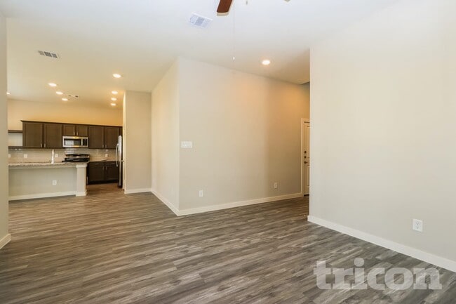 Photo - 9835 Willow Creek Commerce Dr