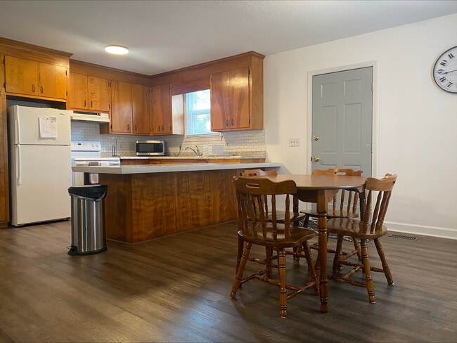 Photo - 1207 Furches Ave