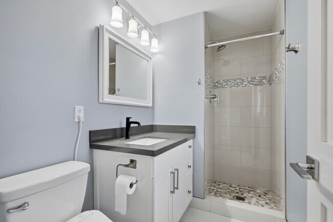 Photo - 16015 SE 9th St