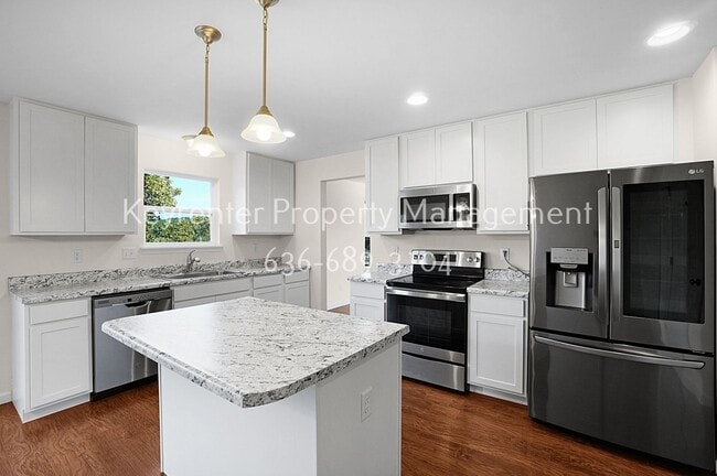 Photo - Coming Soon!!! Spacious and Modern 3-Bedroom Home for Rent Near Butler Lake