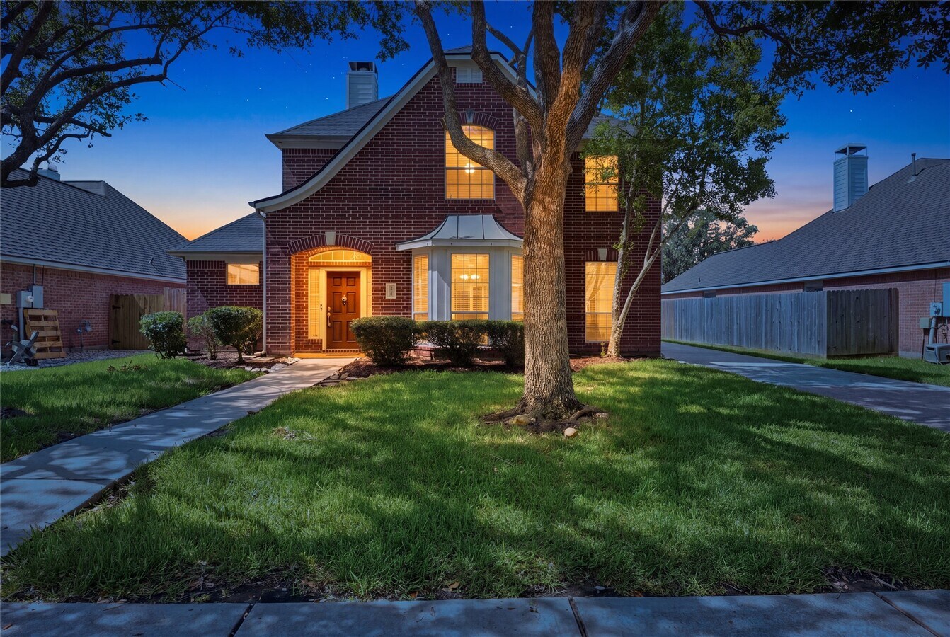 Photo - 6165 Darlington Ct