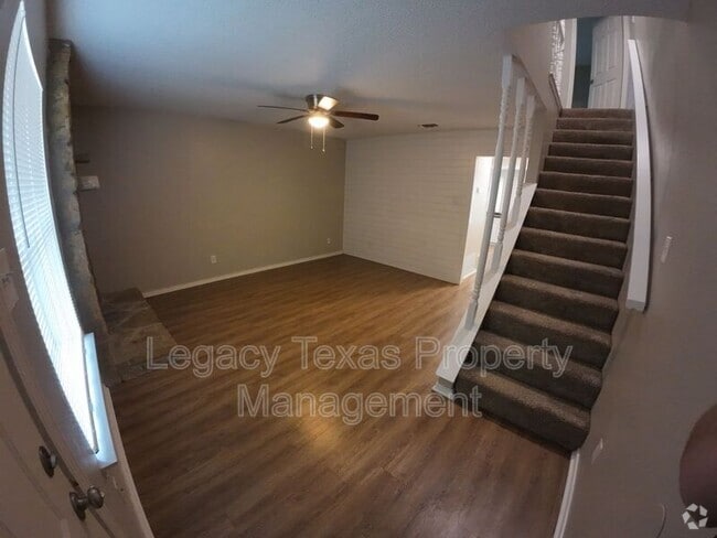 Building Photo - 1607 Sun Valley Dr Rental