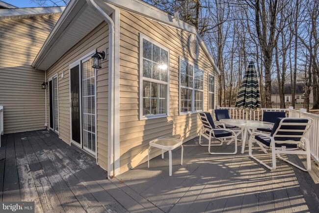 Photo - 113 Meckesville Rd