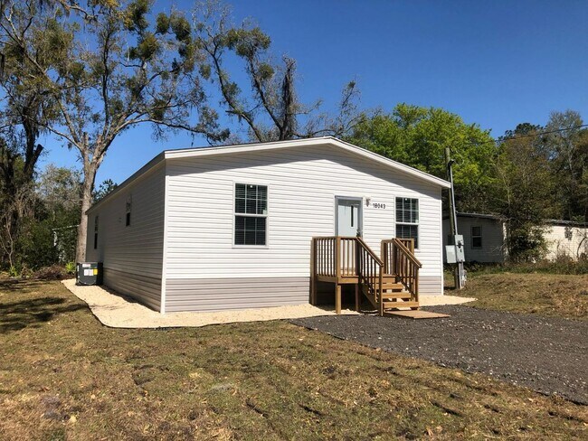 Photo - 3/2 Brooksville Available Now !