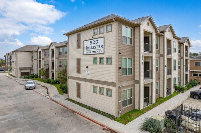 Building Photo - Hollister Oaks Rental