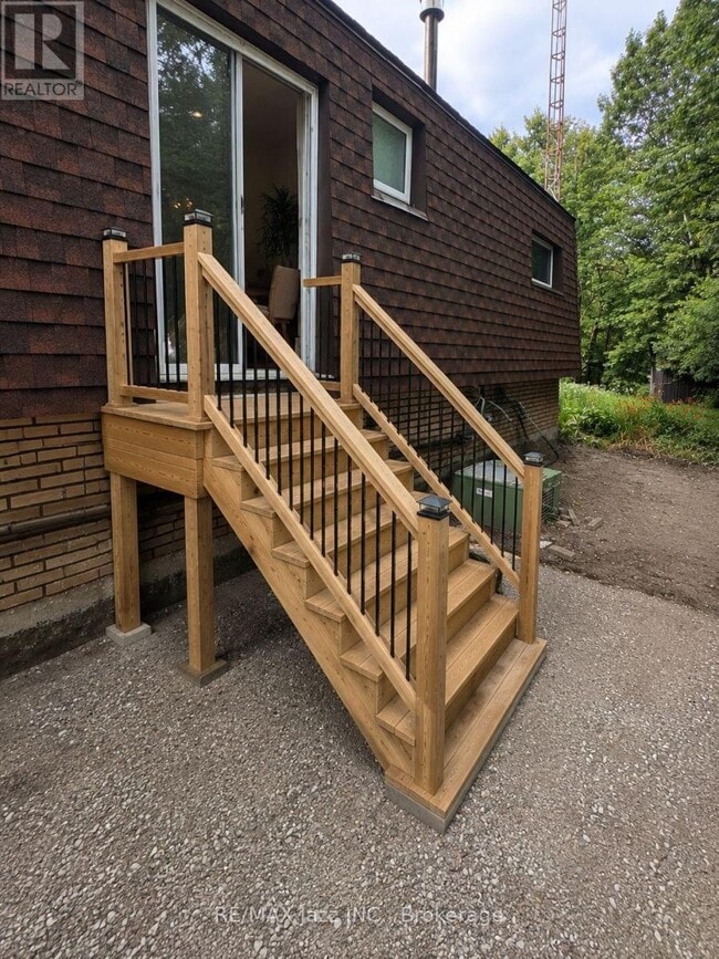 Photo - 3025 Lockhart Rd