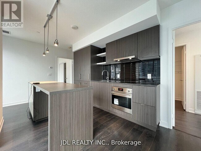 Photo - 88 Harbour St Unit 3010