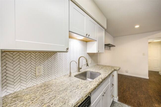 Photo - 2120 Wilcrest Dr Unidad 226