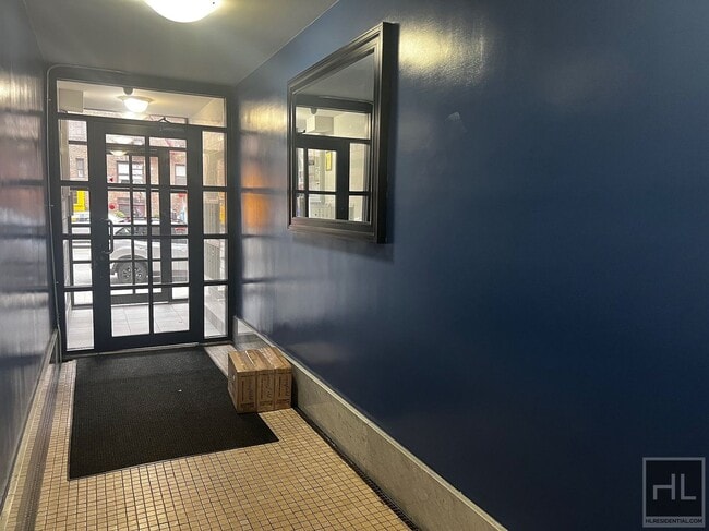 Photo - YORK AVENUE Unit 5E