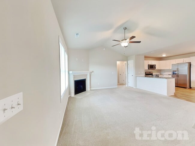 Photo - 58 Monaghan Ct