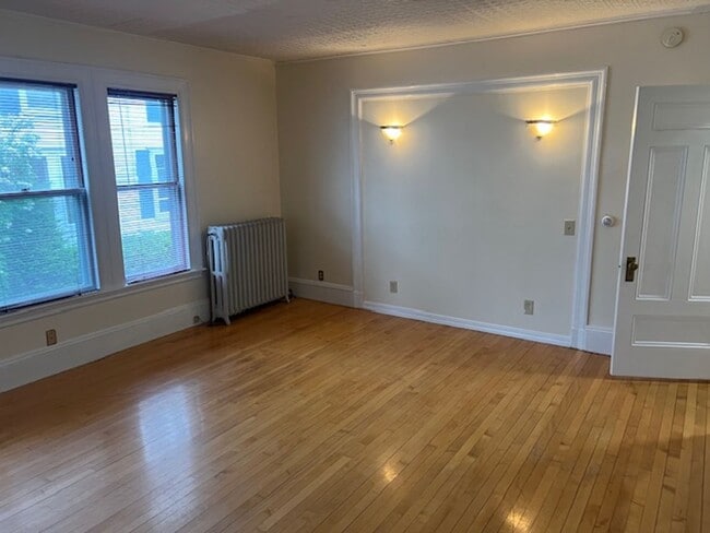 Photo - 66 Main St Unit A