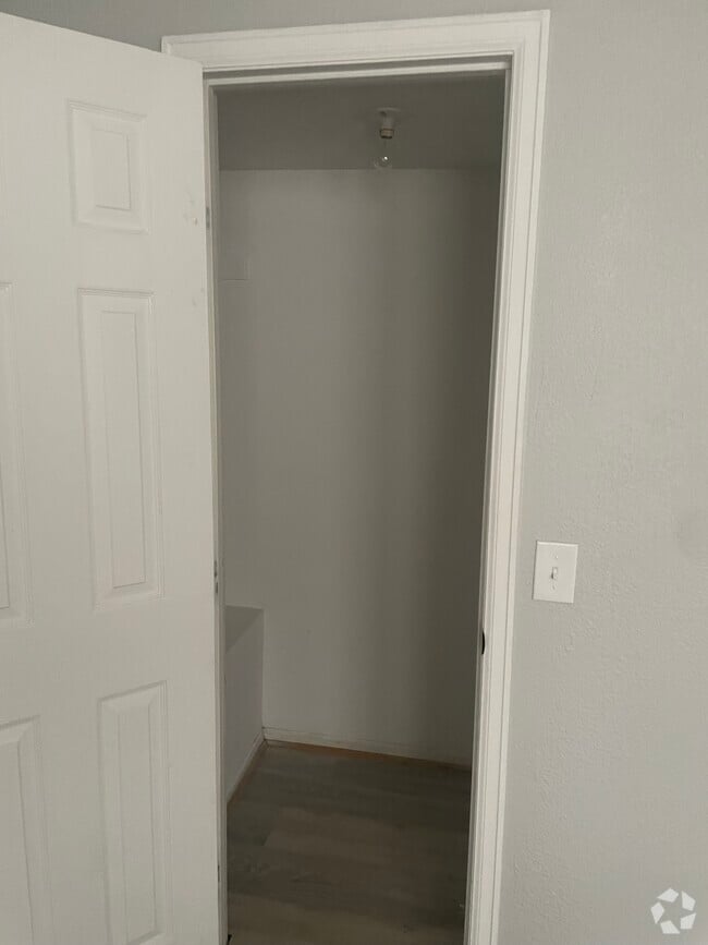 Building Photo - 497 S Memphis Way Unit 1 Rental