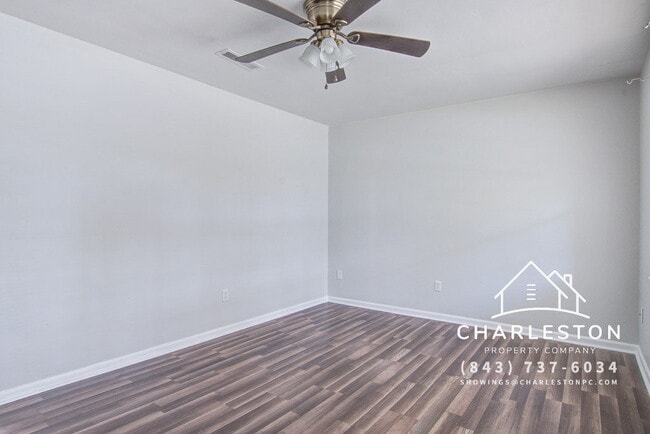 Photo - 1908 Swift Ave